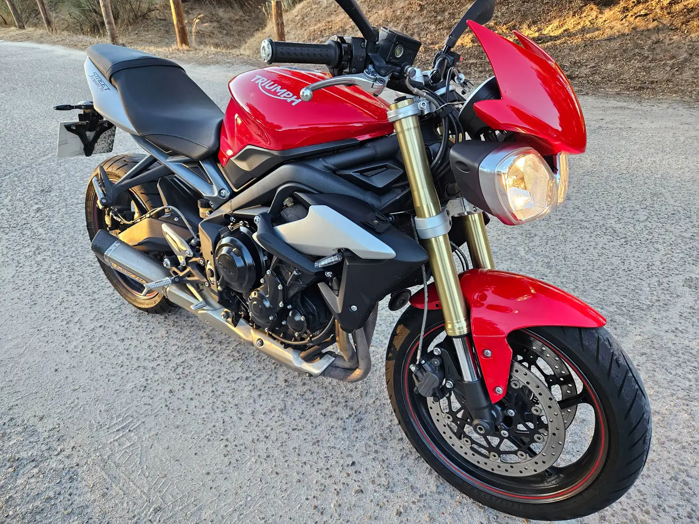 Triumph Street Triple 675 ABS Rojo - 2