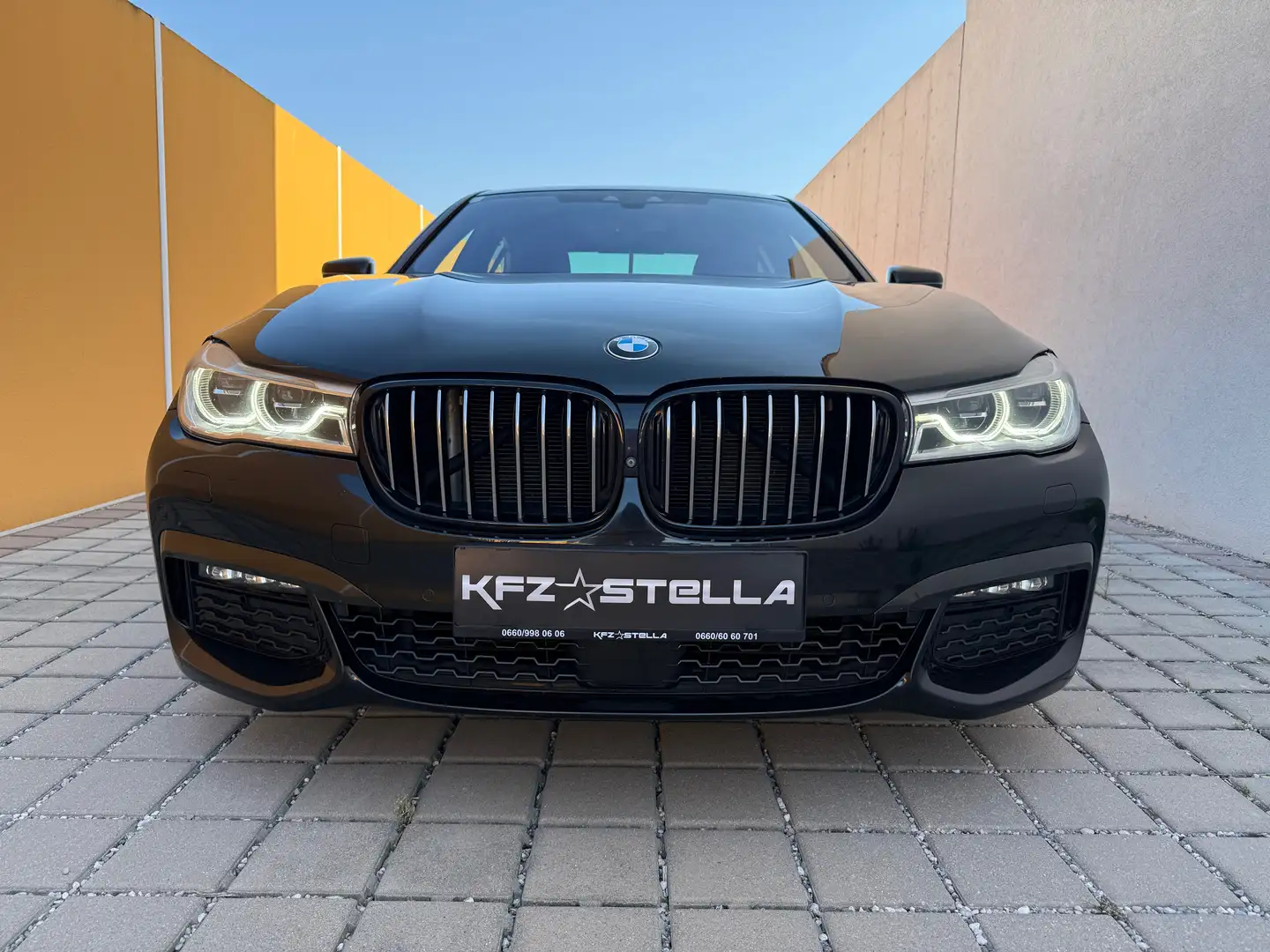 BMW 730 d xDrive G11 M-Paket / DrivingAssistPlus / ShadowL Zwart - 2