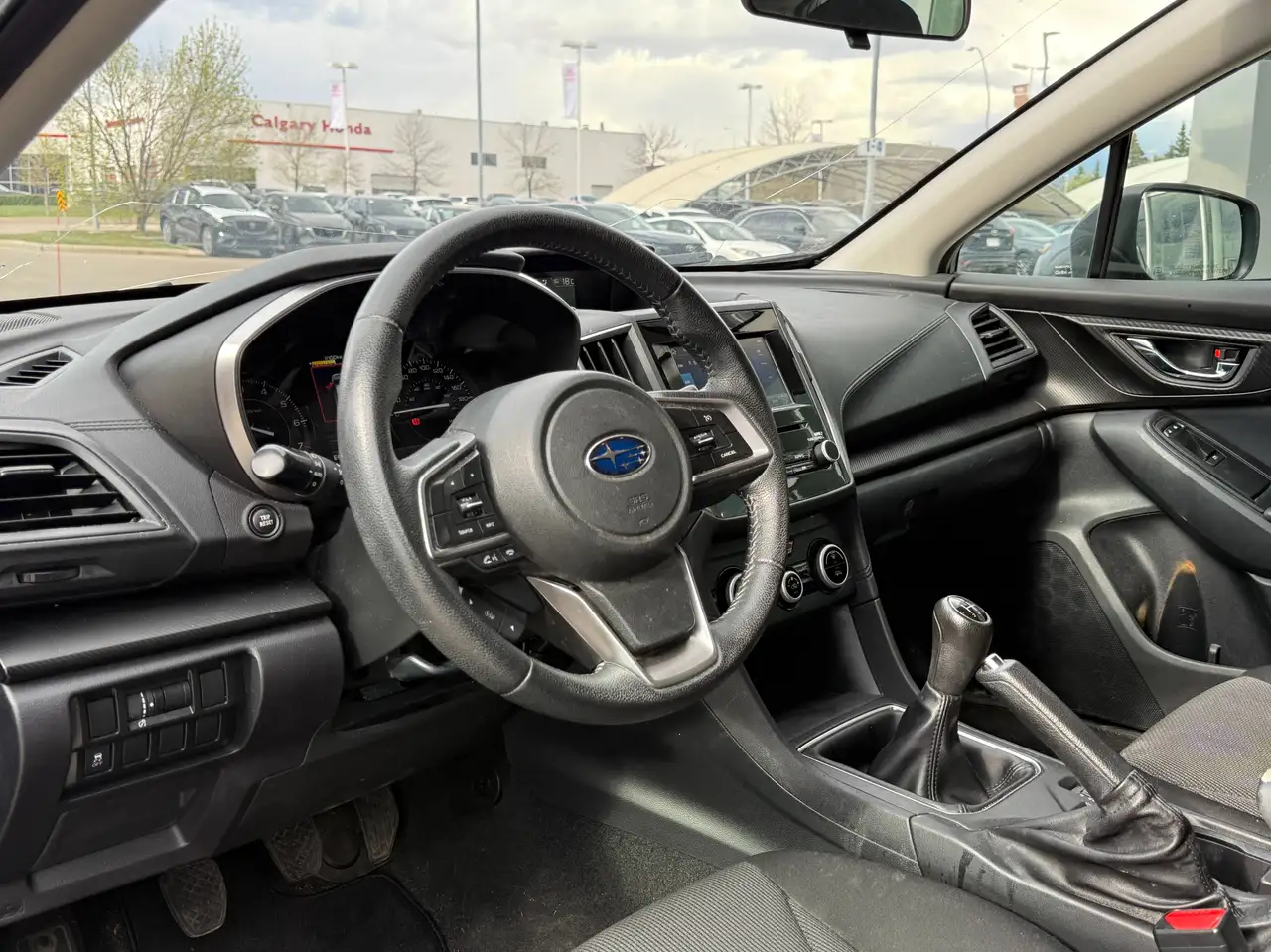 Subaru Impreza снимка Subaru Impreza