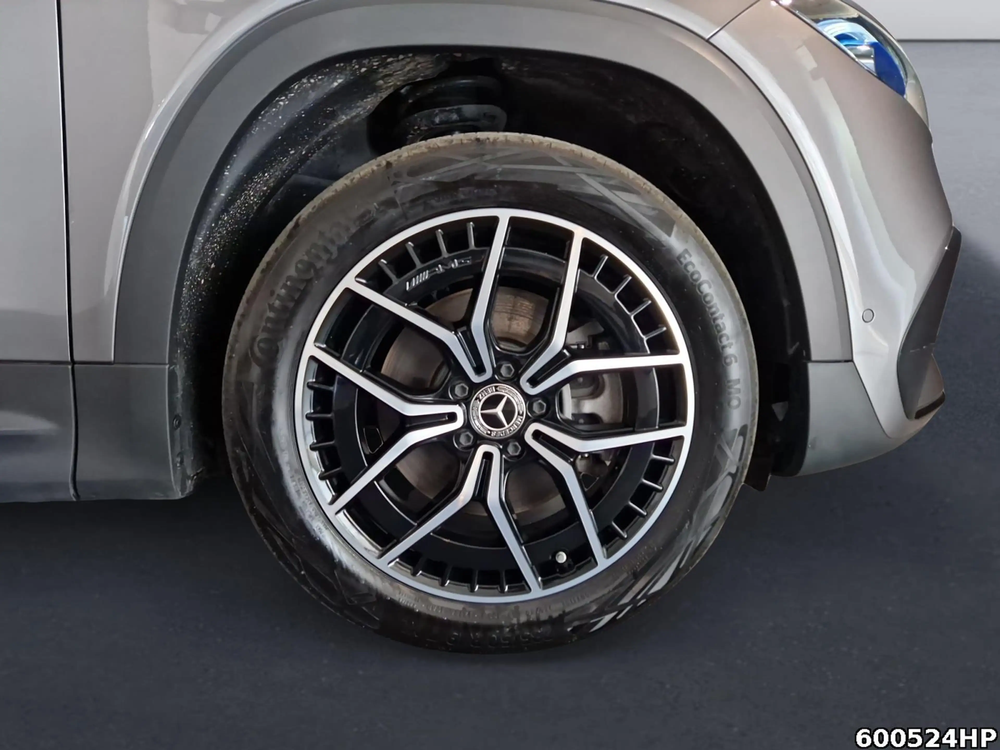 Mercedes-Benz EQB 350 4M AMG 7-sitzer Pano Memory Burmester — photo 5