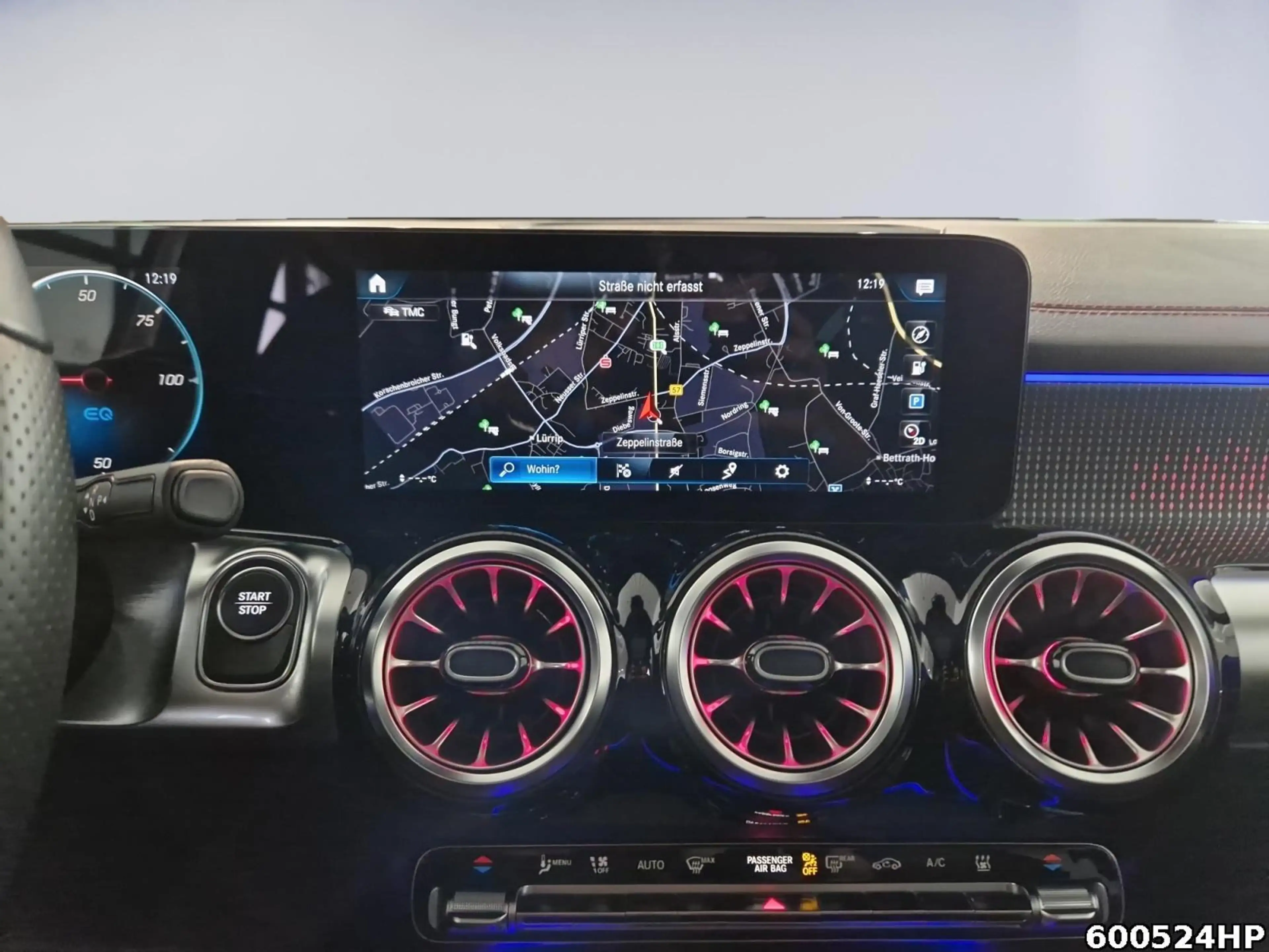 Mercedes-Benz EQB 350 4M AMG 7-sitzer Pano Memory Burmester — photo 12