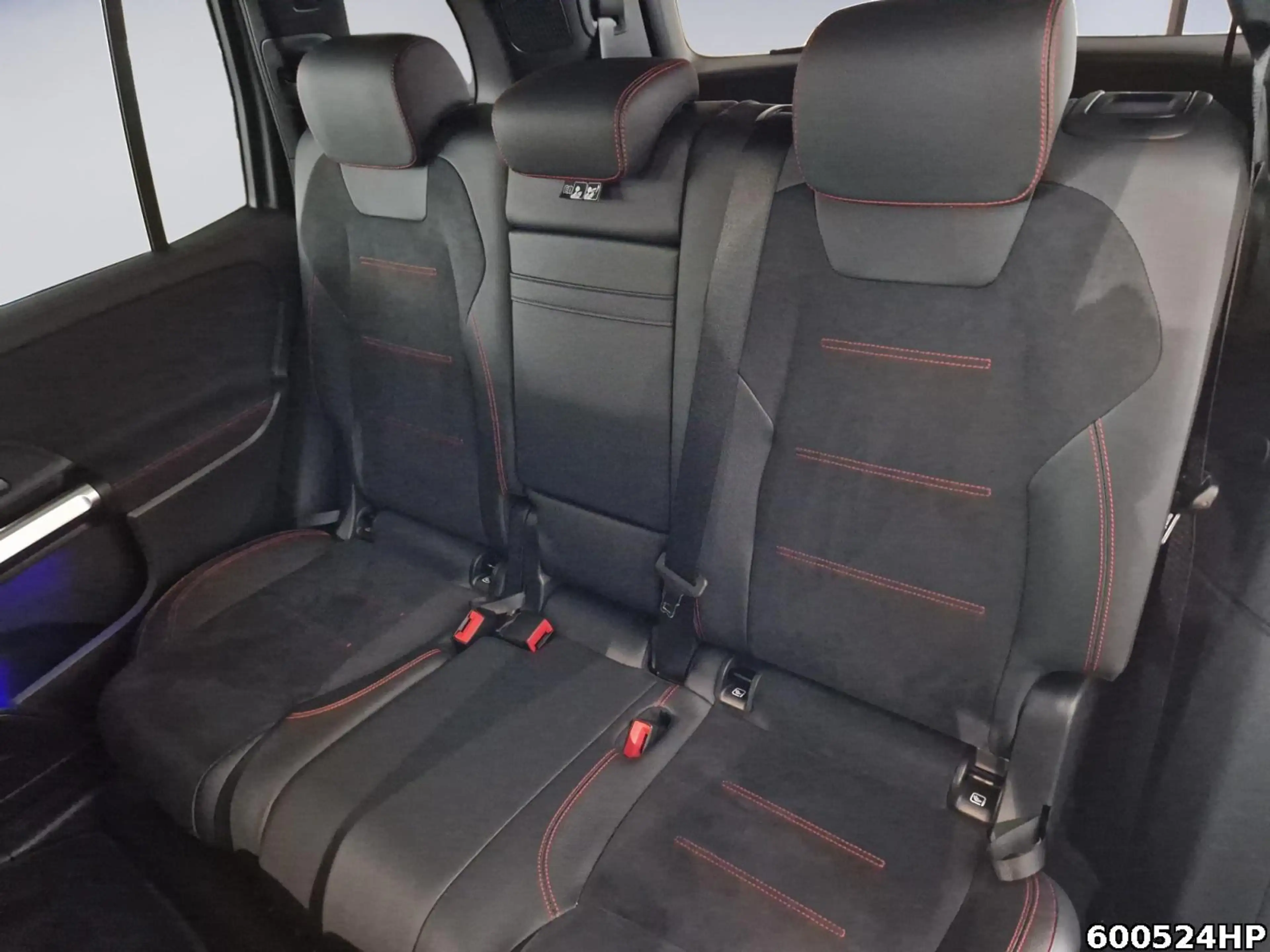 Mercedes-Benz EQB 350 4M AMG 7-sitzer Pano Memory Burmester — photo 11