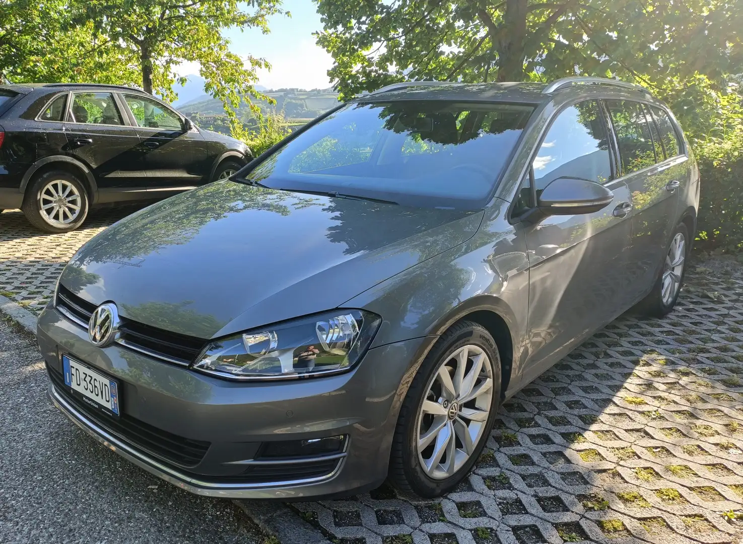 Volkswagen Golf Variant Golf VII Variant 1.4 TSI Highline 150cv DSG Grigio - 2