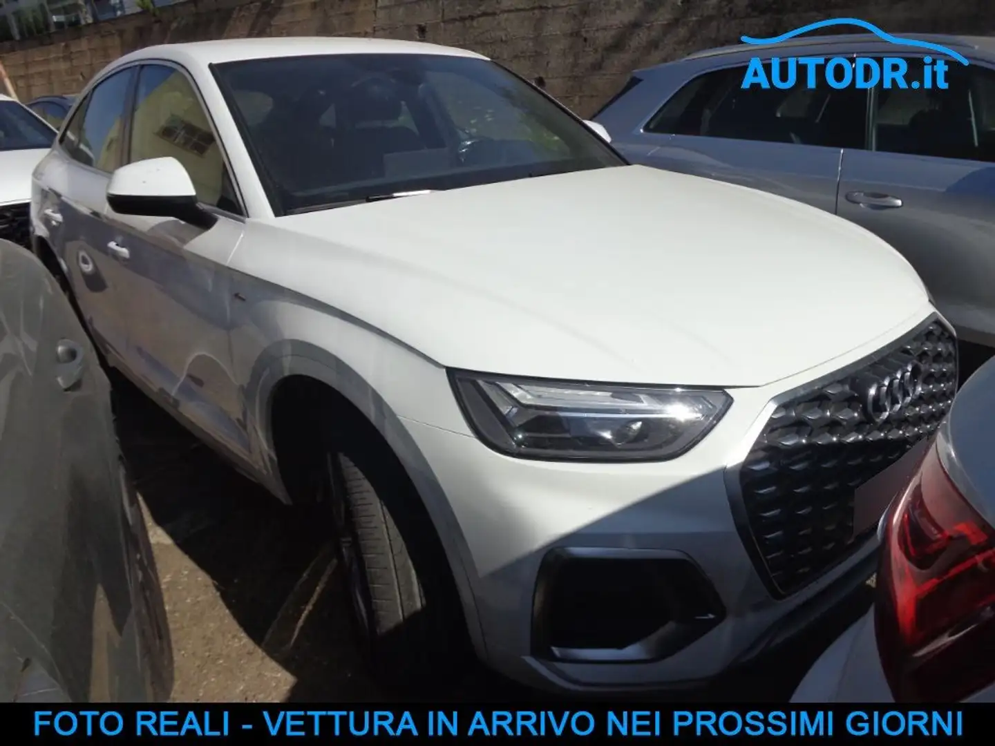 Audi Q5 SportBack 40 TDI quattro 2xS-Line Cerchi20 Navi Bianco - 2