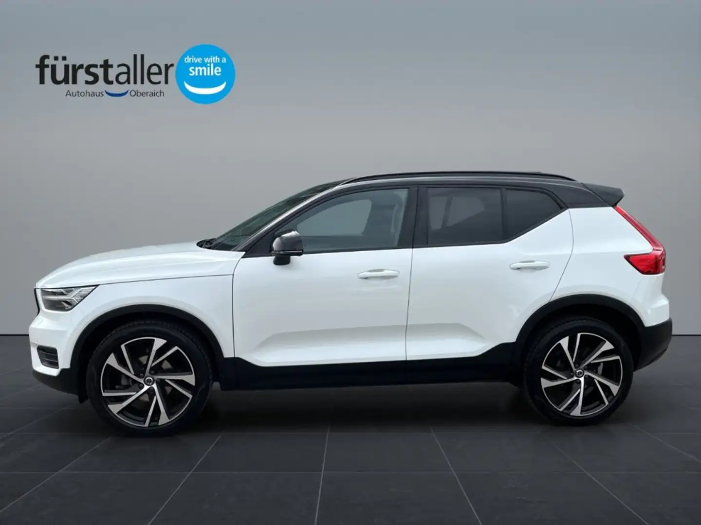 Volvo XC40 T3 A R-Design Blanc - 2