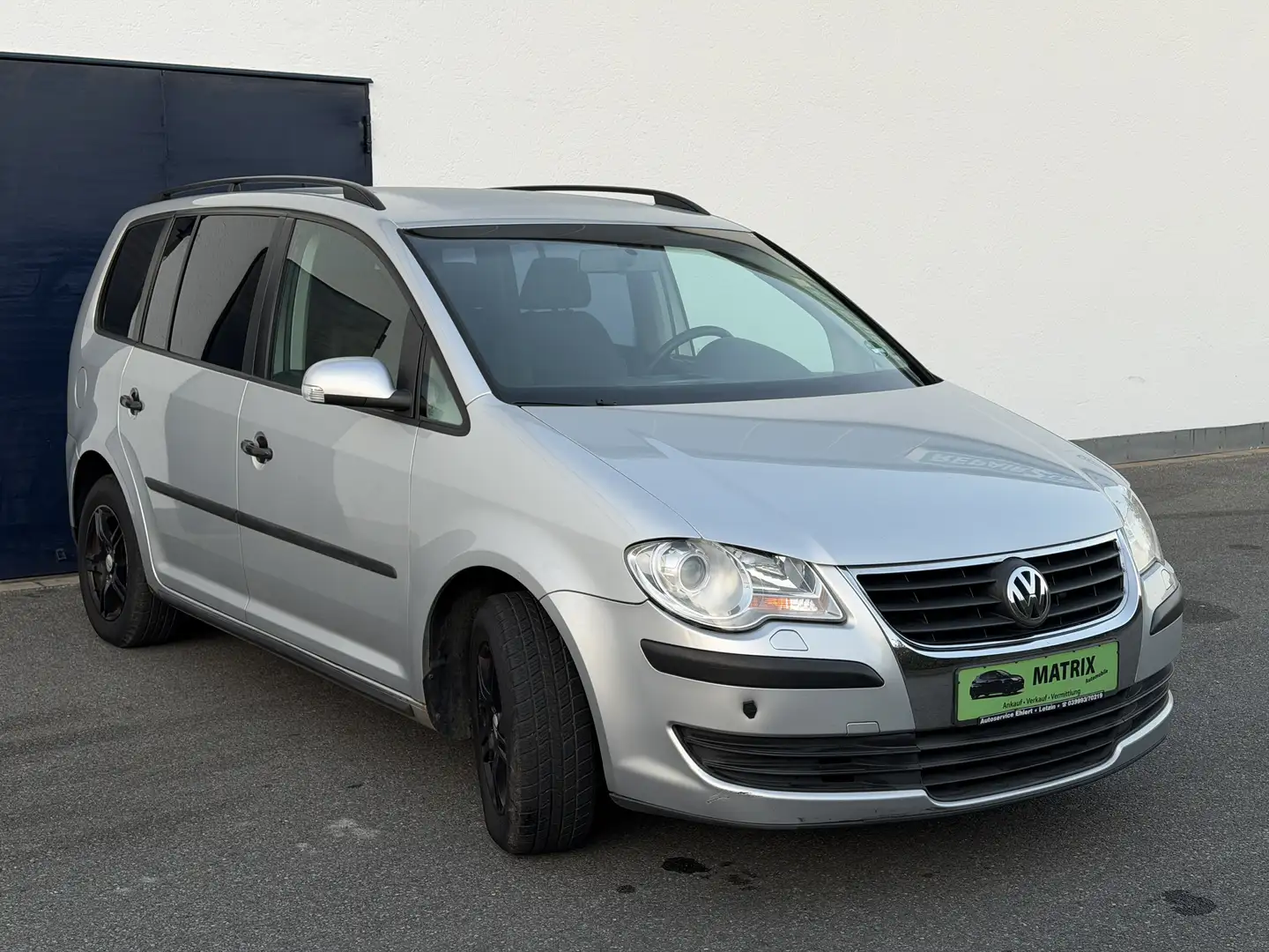 Volkswagen Touran Conceptline EcoFuel 7Sitzer Grau - 2