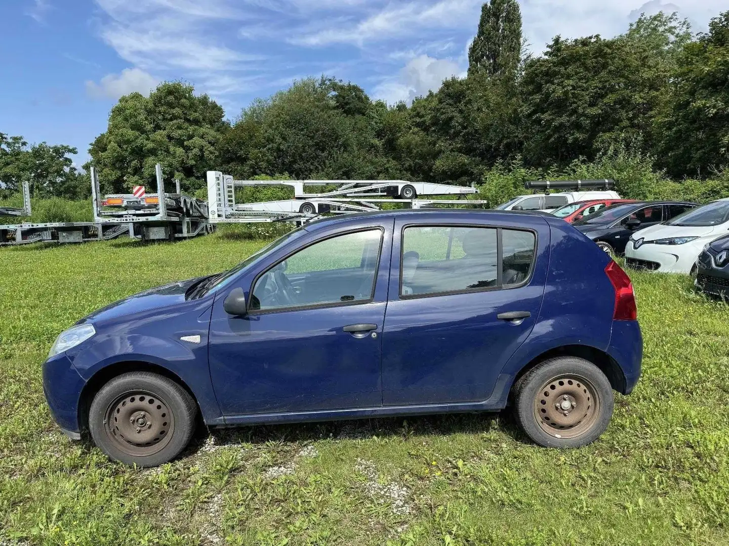 Dacia Sandero 1.4 +ZAHNRIEMEN GERISSEN+ Синий - 2