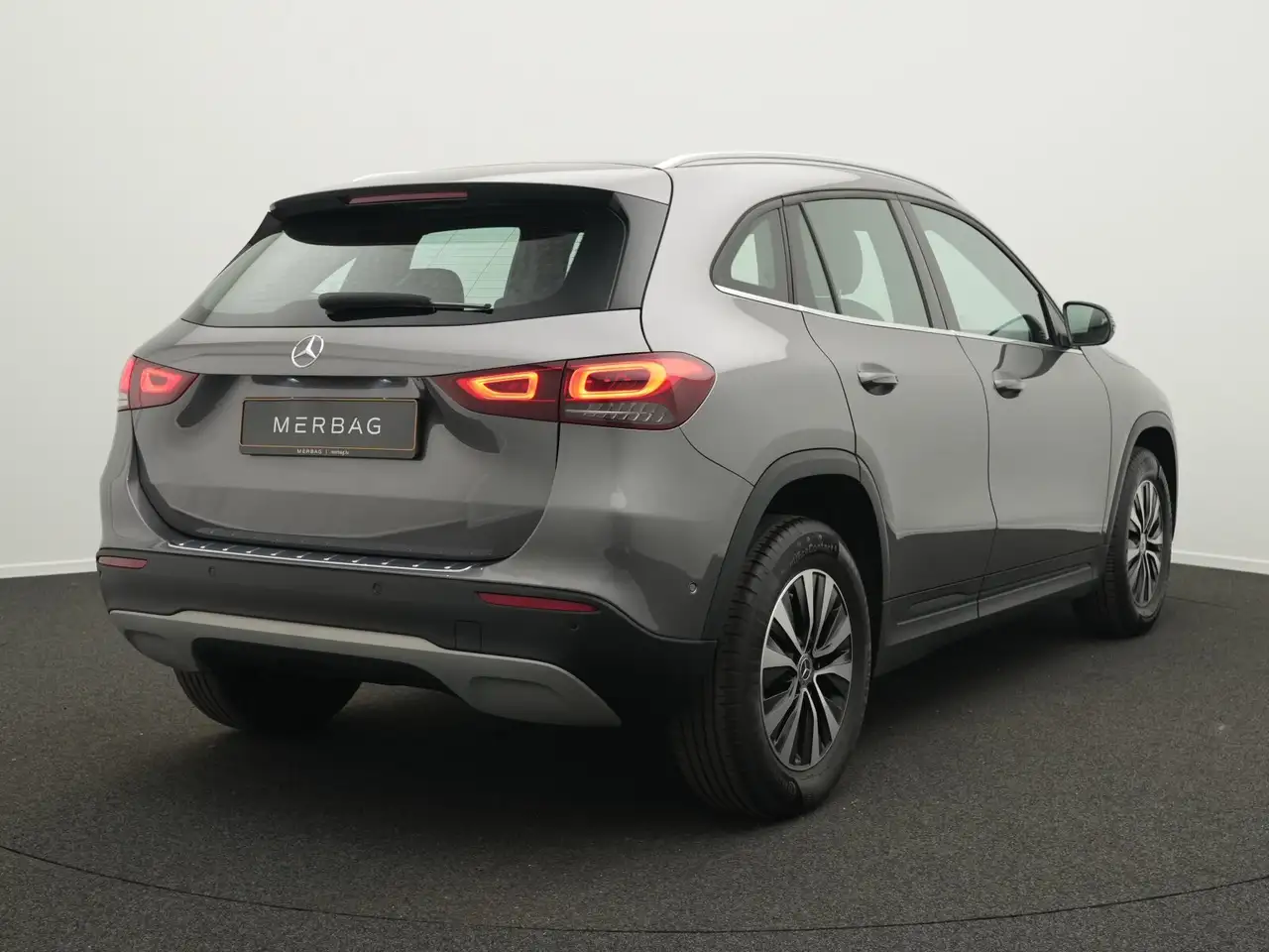 Mercedes-Benz GLA 180 Style LED+Kamera+EasyPack Navi/Autom., миниатюра 3