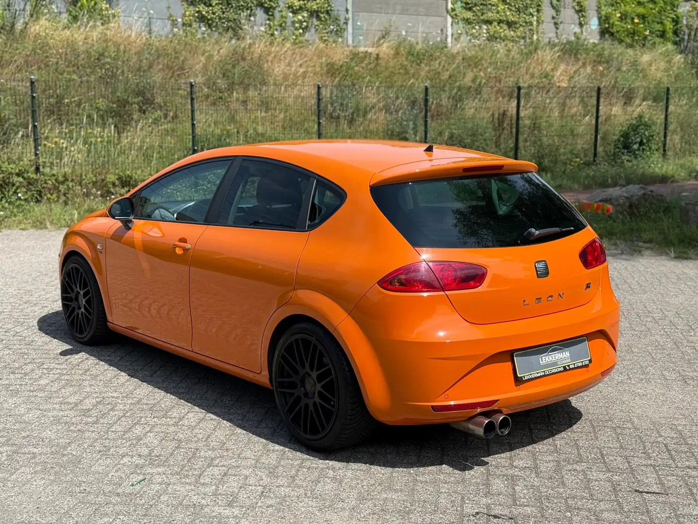 SEAT Leon 1.8 TFSI Sport FR I AUTOMAAT I CLIMA I EERSTE EIGE Oranje - 2