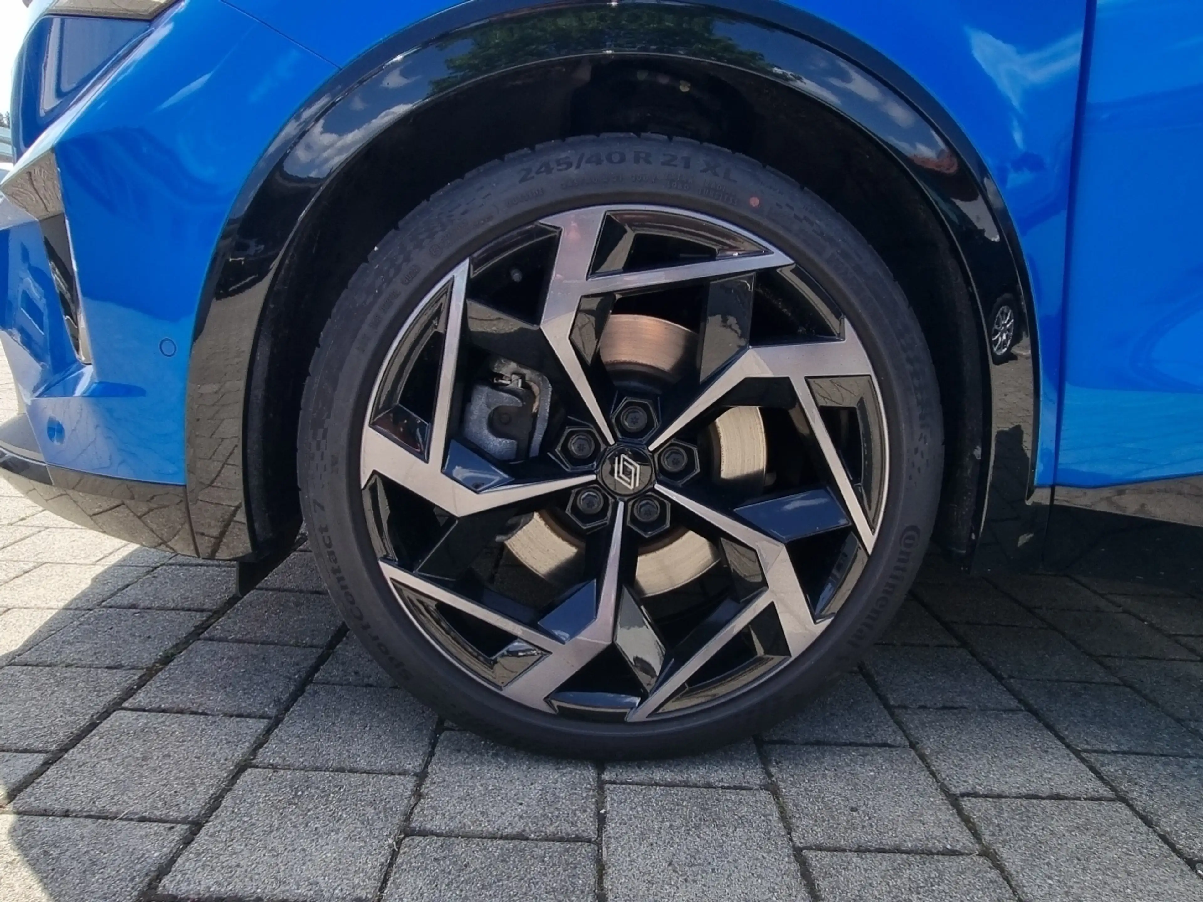 Renault Rafale Atelier Alpine E-Tech Plug-in Hybrid 300 4x4 — photo 12