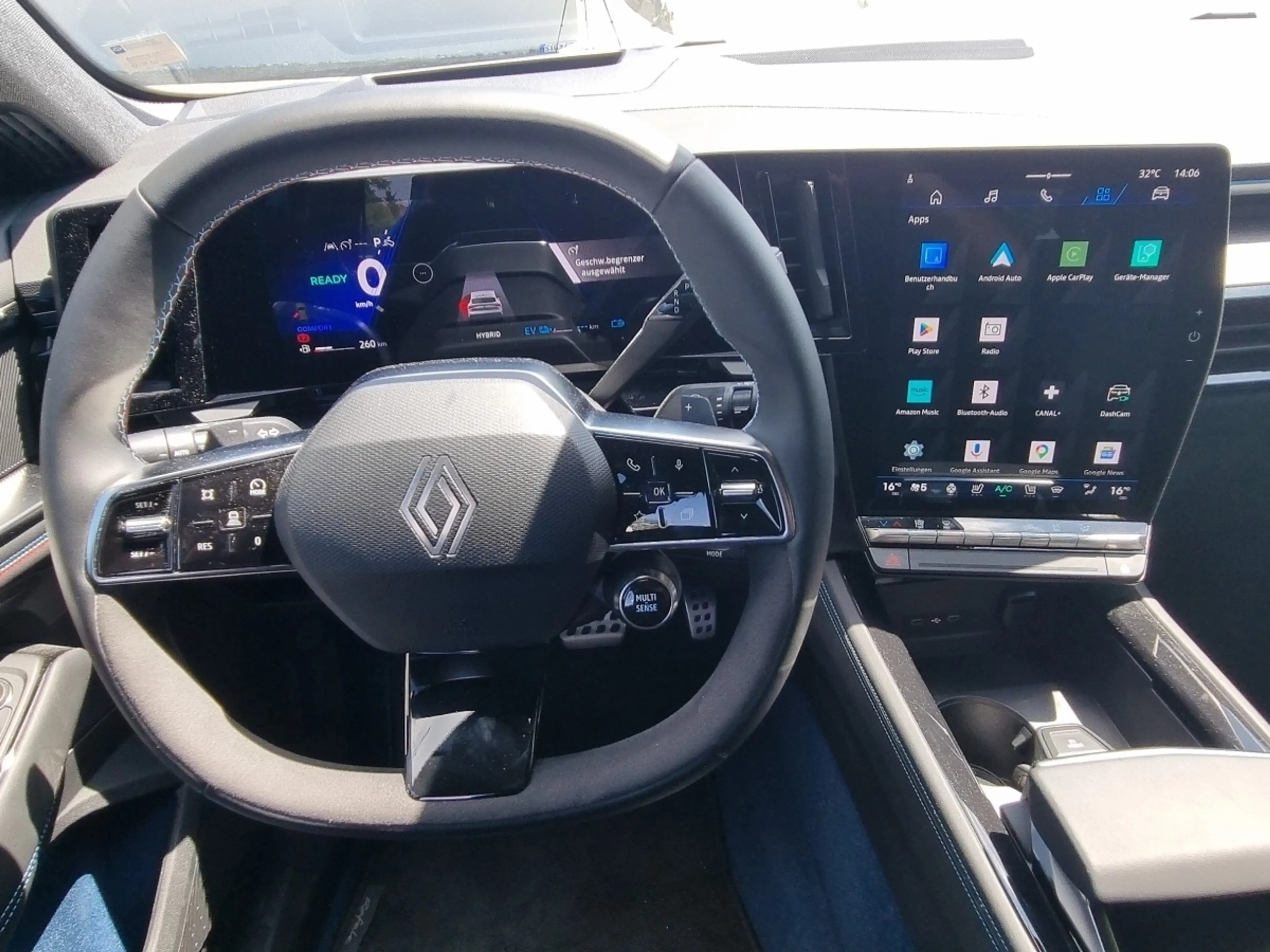 Renault Rafale Atelier Alpine E-Tech Plug-in Hybrid 300 4x4 — photo 9