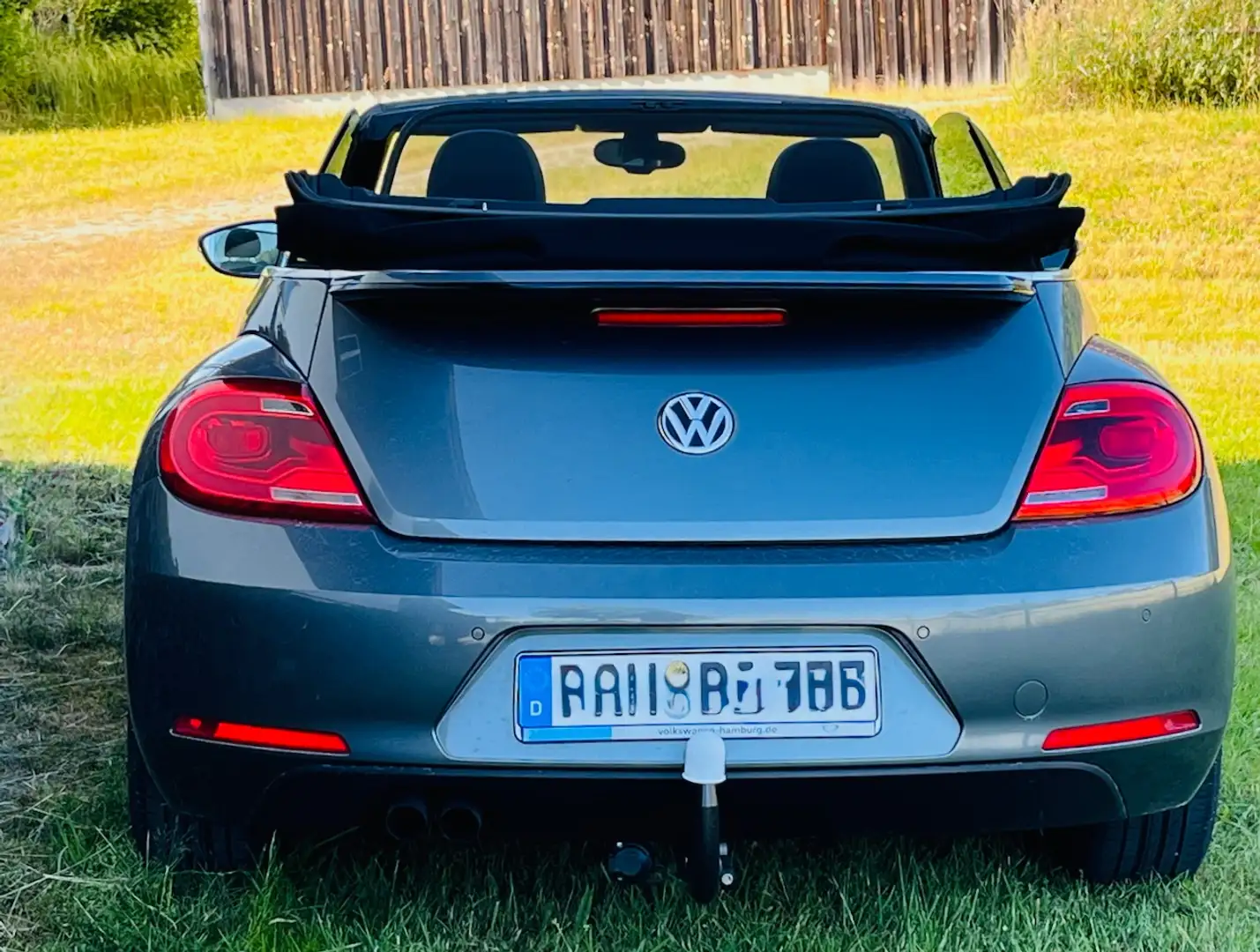 Volkswagen Beetle Beetle Cabrio 1,4 TSI Sport DSG Sport Grau - 2