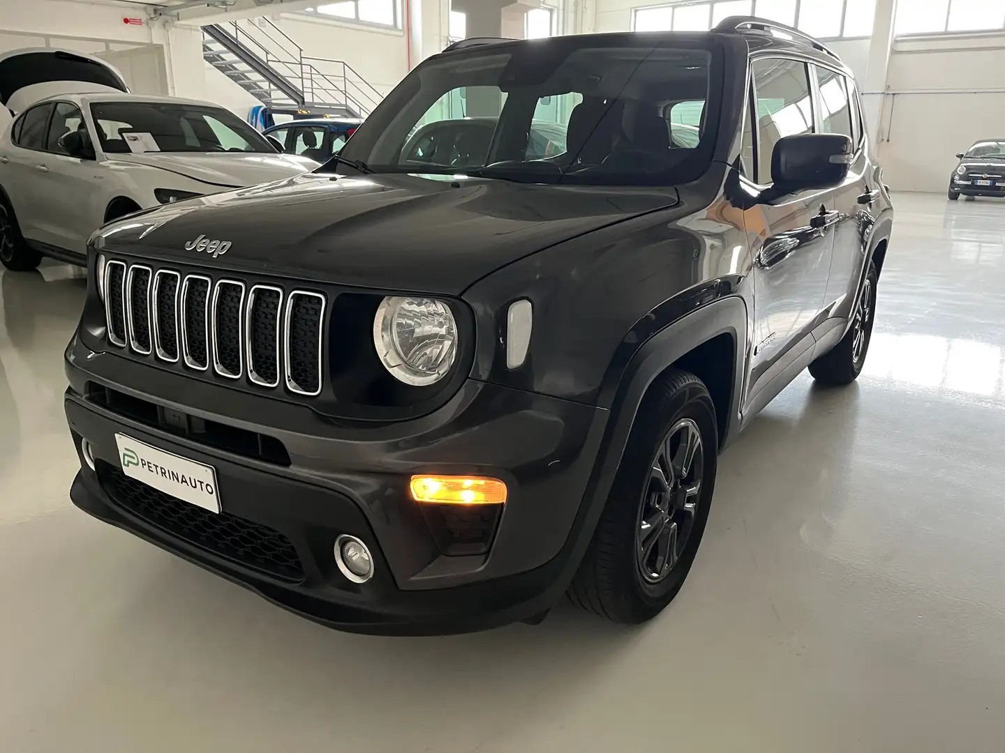 Jeep Renegade 1.6 mjt Longitude 2wd 120cv Grijs - 1