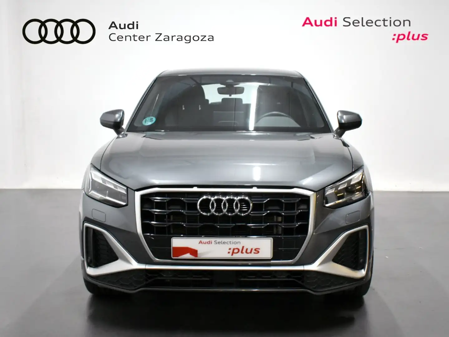 Audi Q2 35 TDI Adrenalin S tronic 110kW Grau - 2