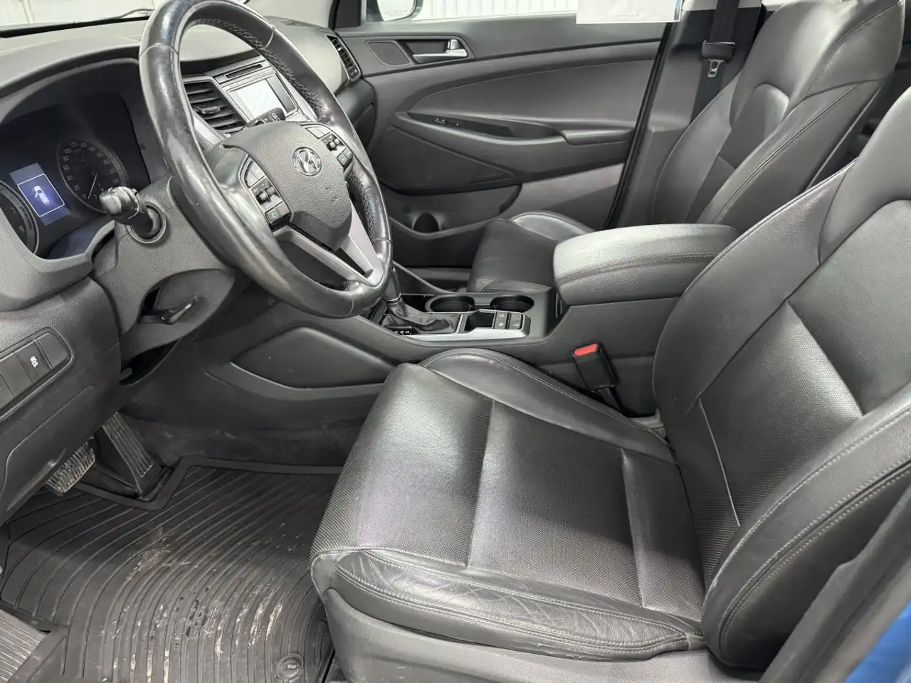 Hyundai TUCSON снимка Hyundai TUCSON