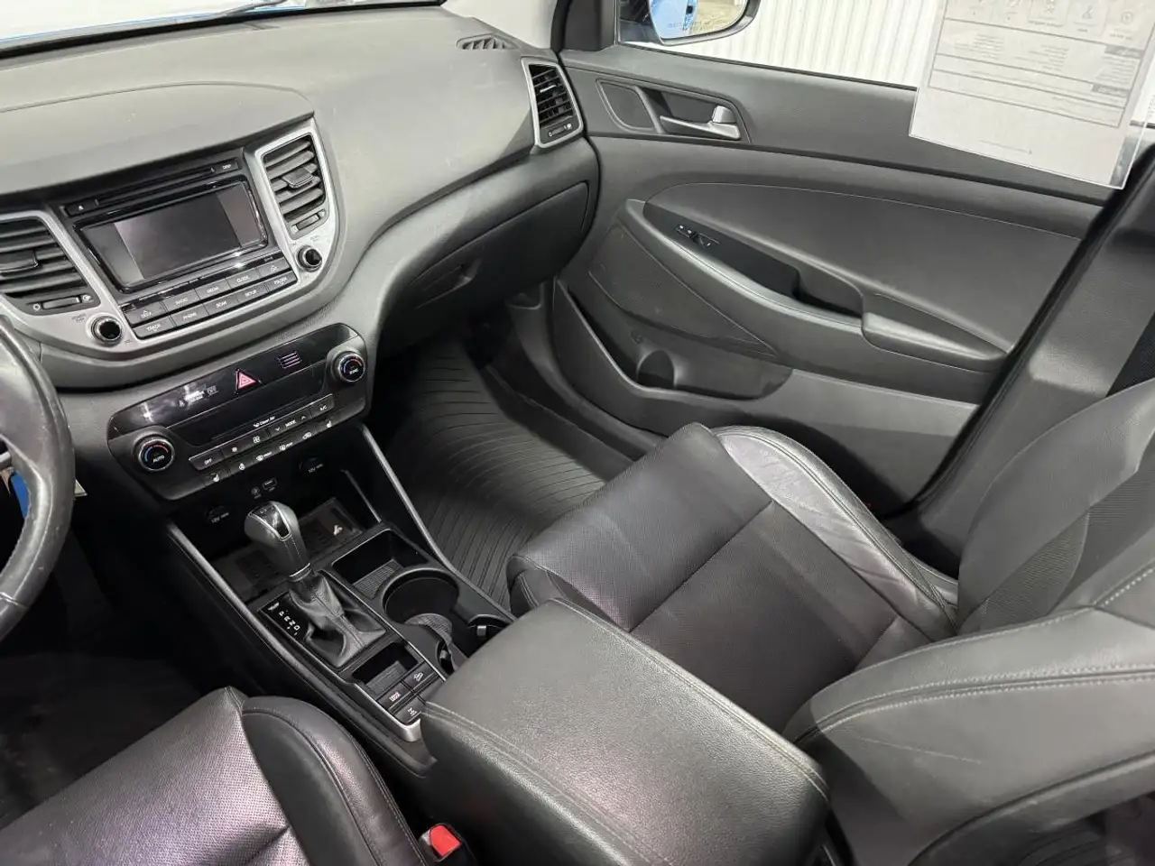 Hyundai TUCSON снимка Hyundai TUCSON