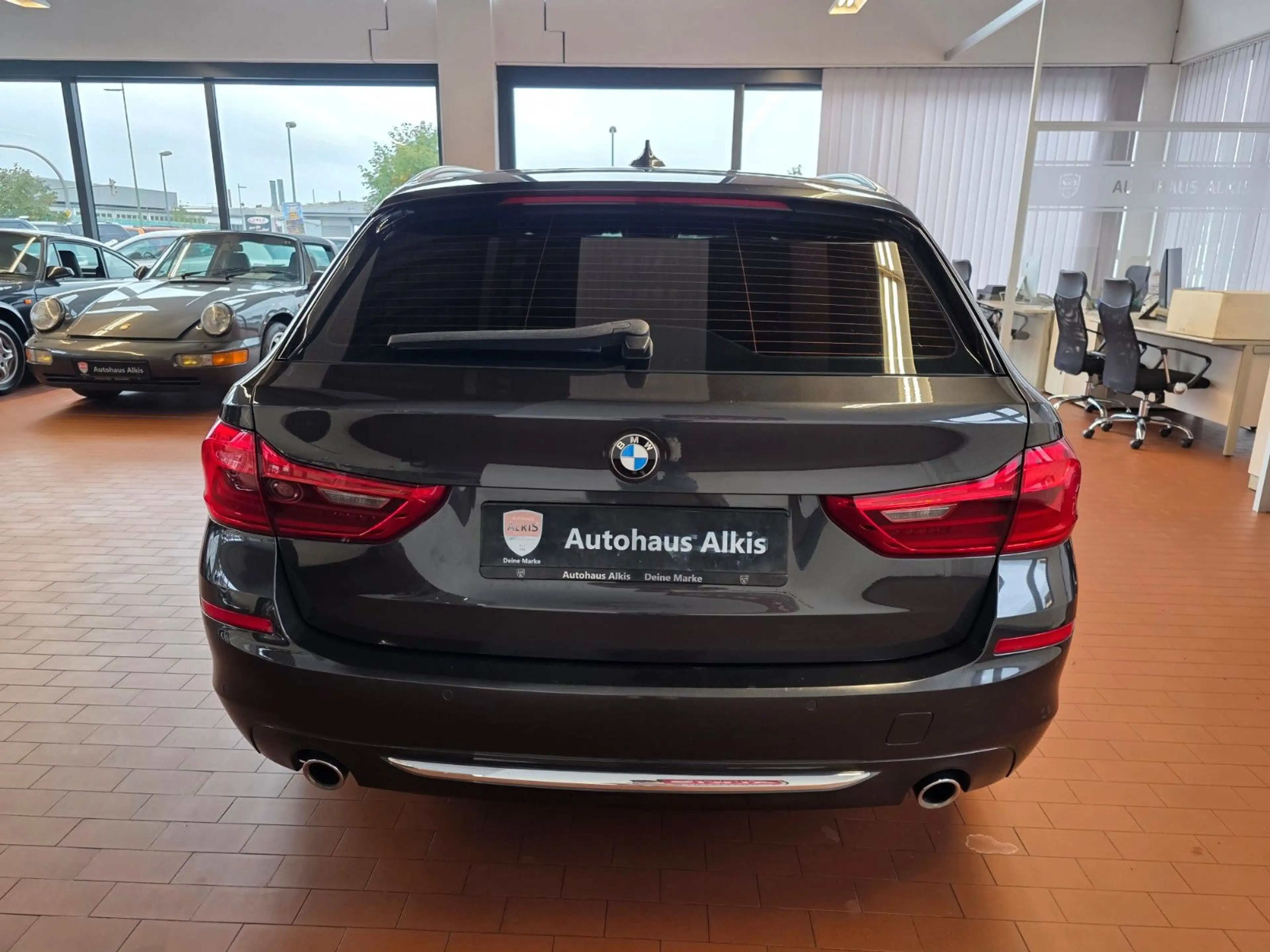 BMW 520 d G31 xDrive Luxury Line+ACC+Totwinkel+Ambi. — photo 9