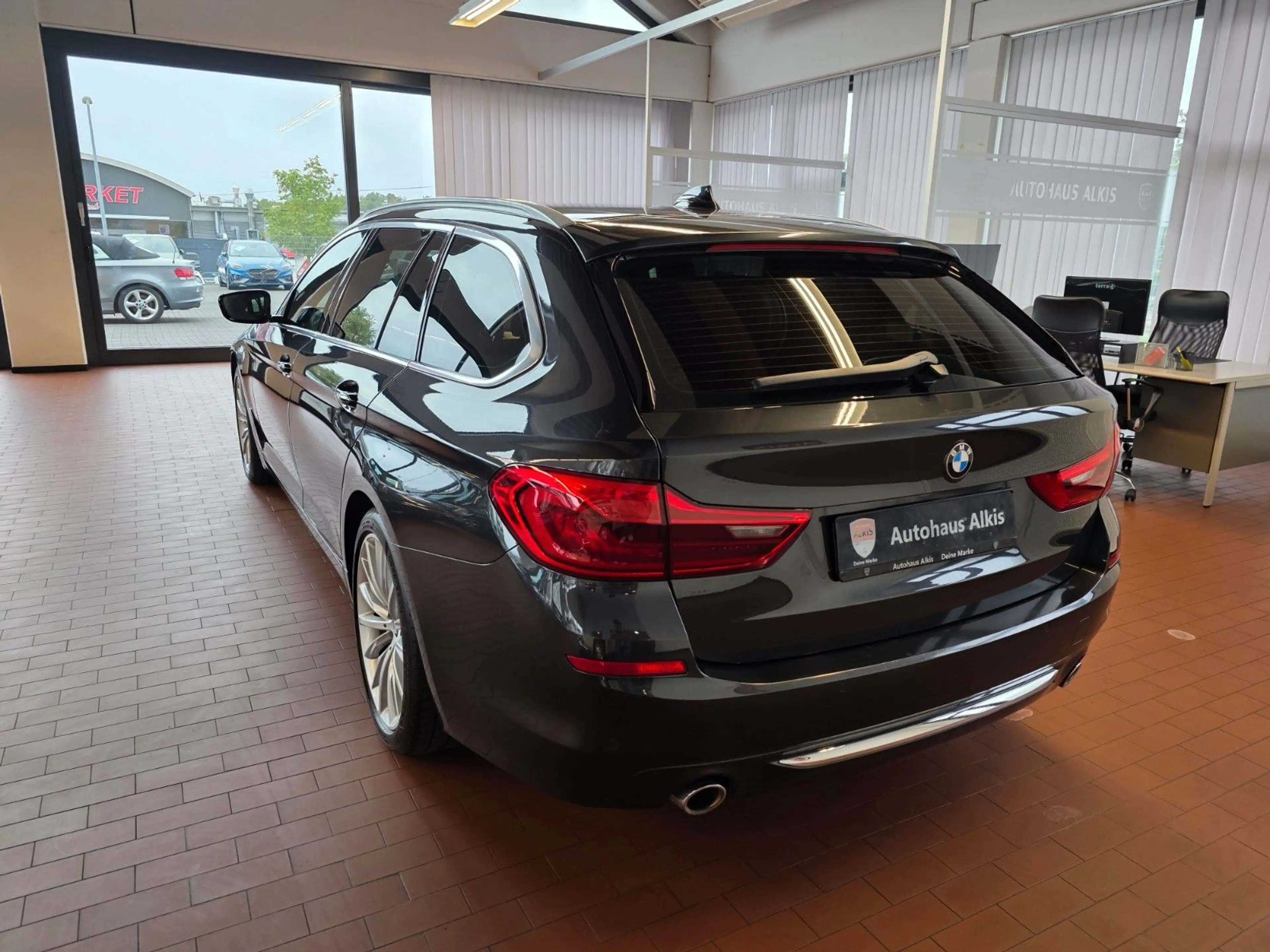 BMW 520 d G31 xDrive Luxury Line+ACC+Totwinkel+Ambi. — photo 10