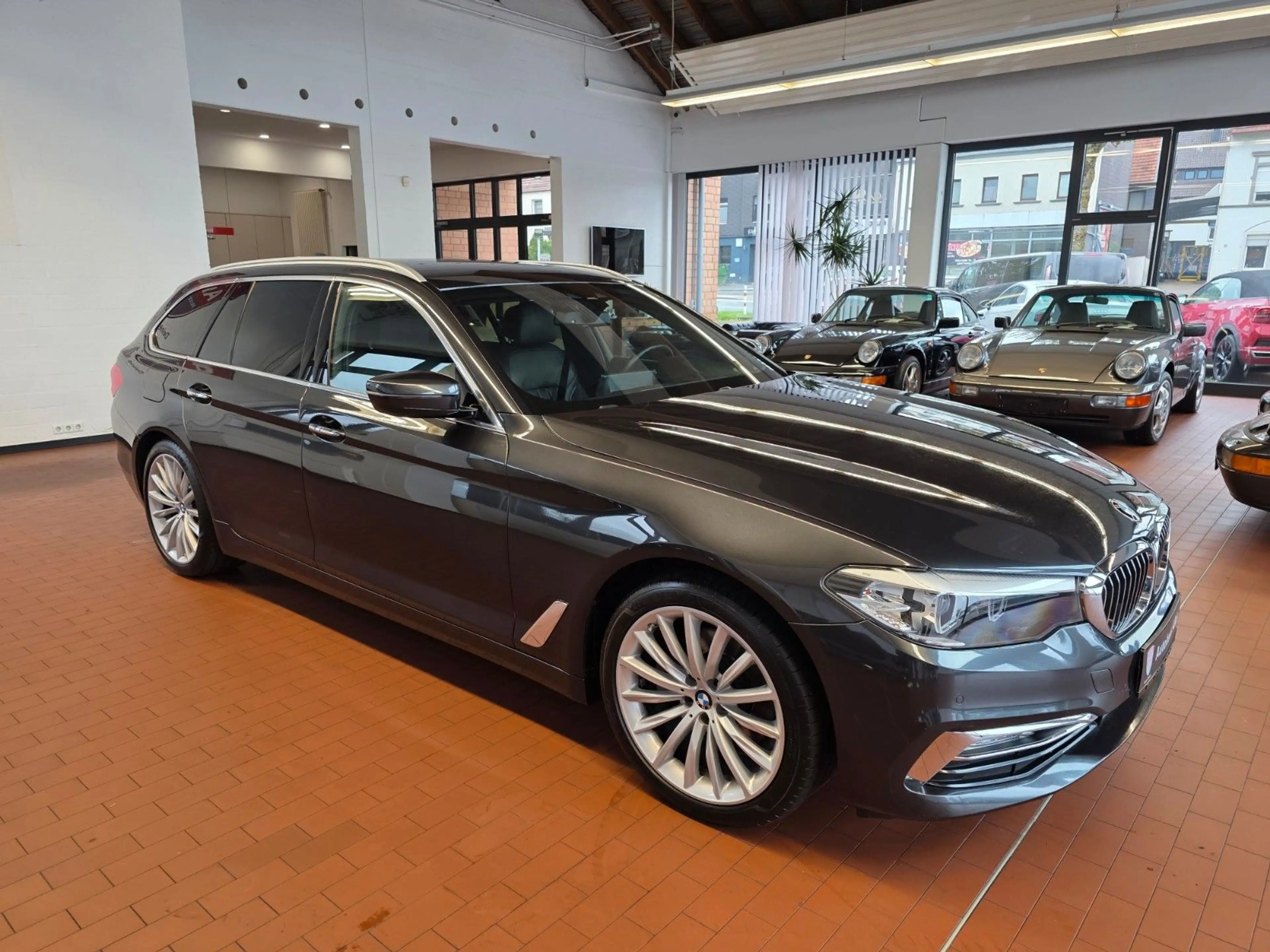 BMW 520 d G31 xDrive Luxury Line+ACC+Totwinkel+Ambi. — photo 6