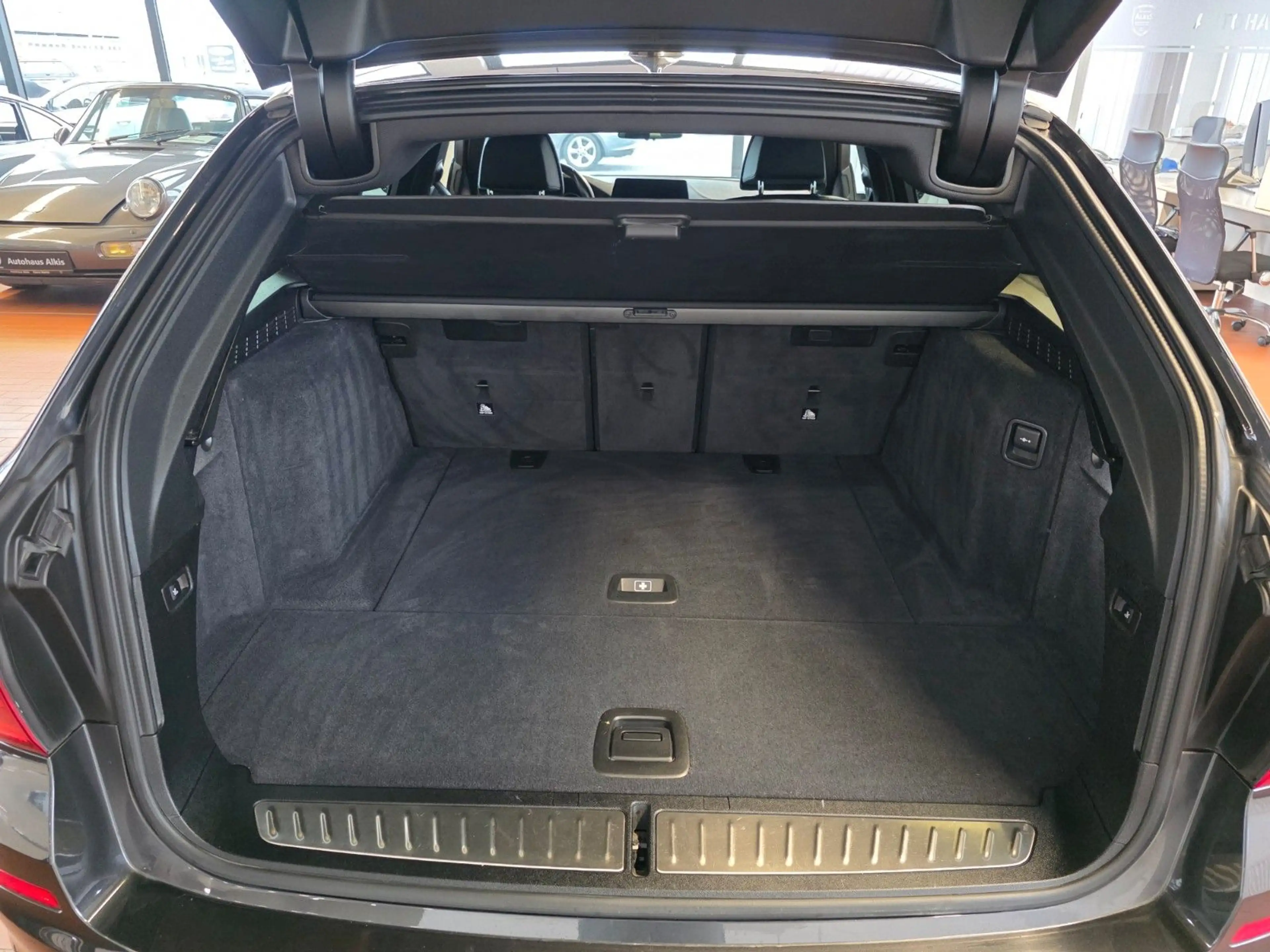 BMW 520 d G31 xDrive Luxury Line+ACC+Totwinkel+Ambi. — photo 11