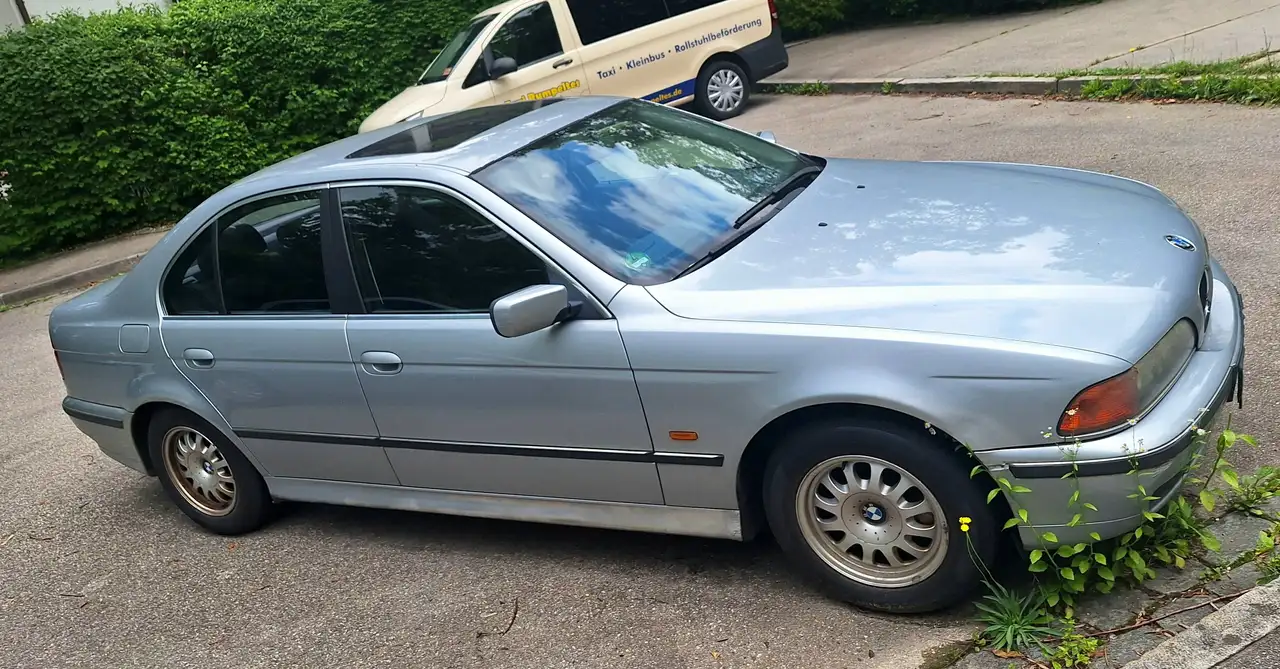 BMW 520i, foto 3