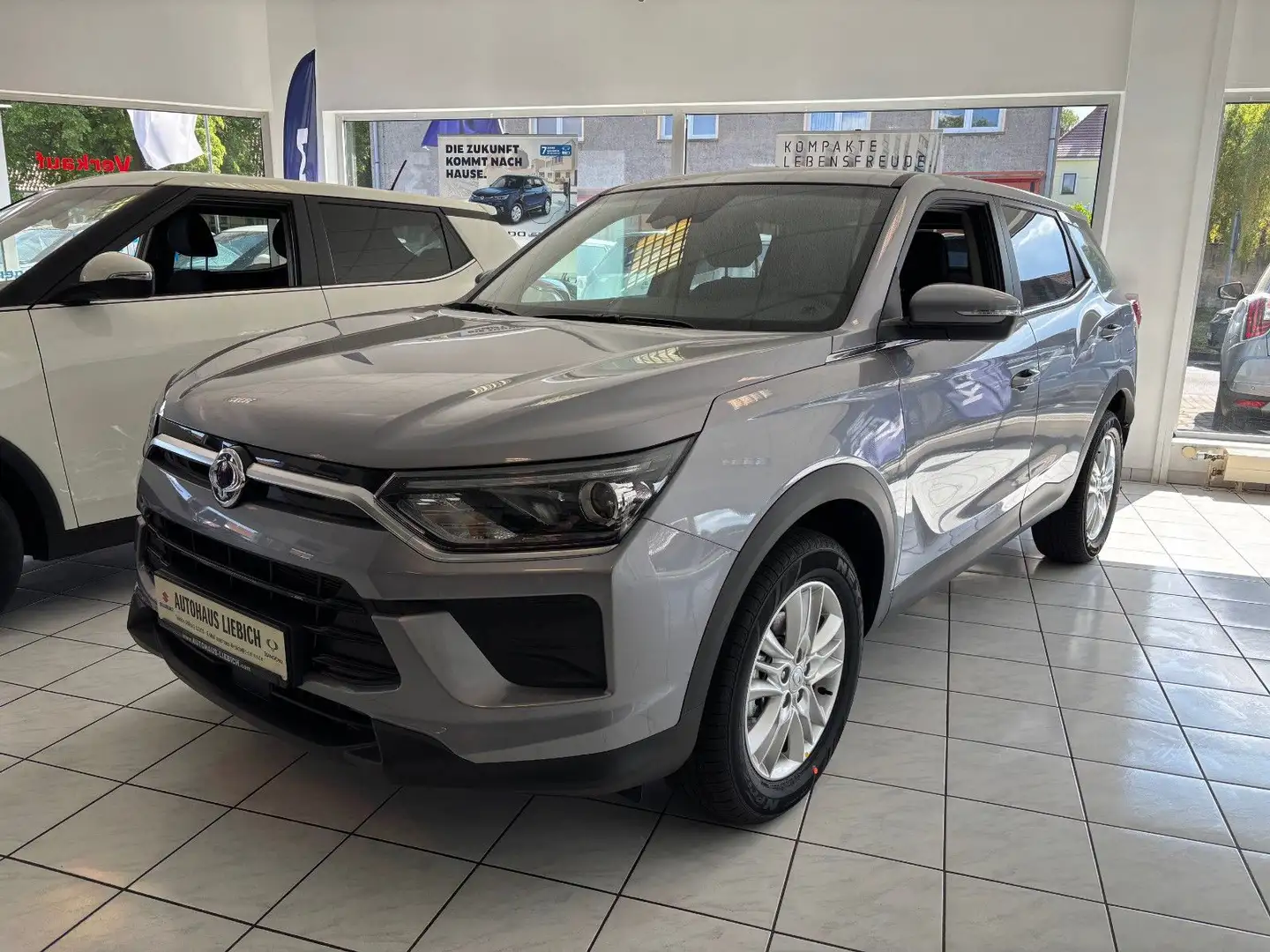 KGM Korando Nomad 1.5 Automatik Gri - 1