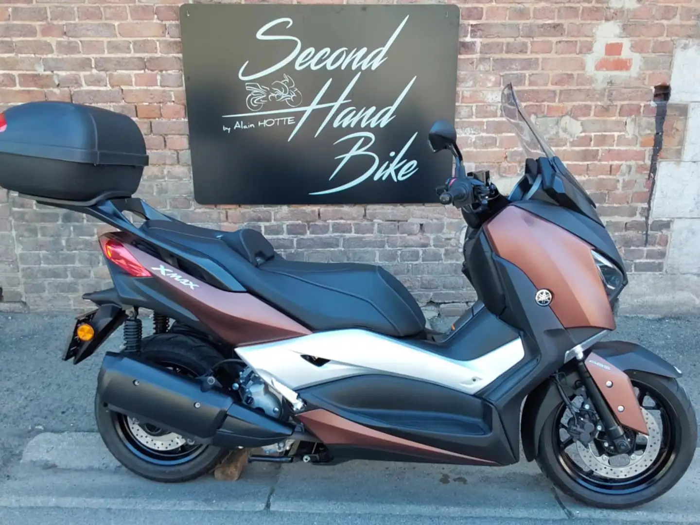 Yamaha X-Max 300 X MAX 300 A L'ETAT NEUF GARANTIE 1 AN, 4250 EUR Коричневый - 1