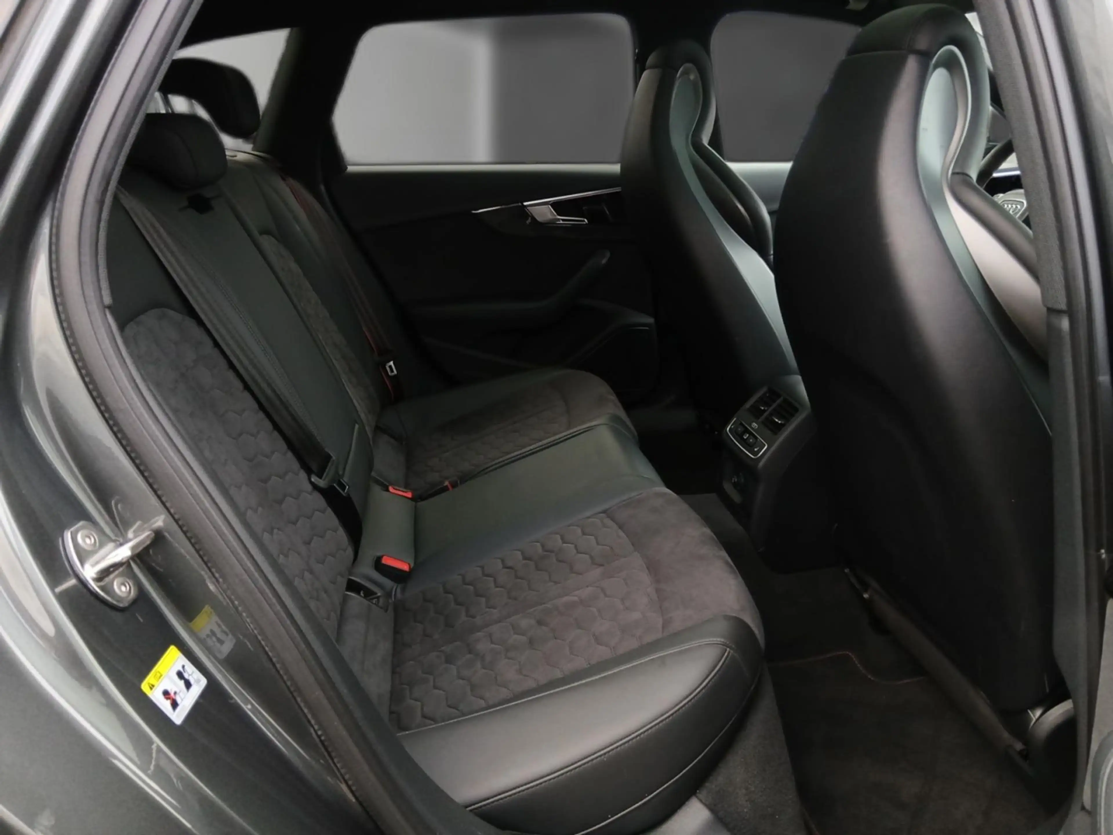 Audi RS4 RS4 Avant *PANO*MATRIX*RS-AGA+*HuD*B&O*AHK*360°* — photo 12