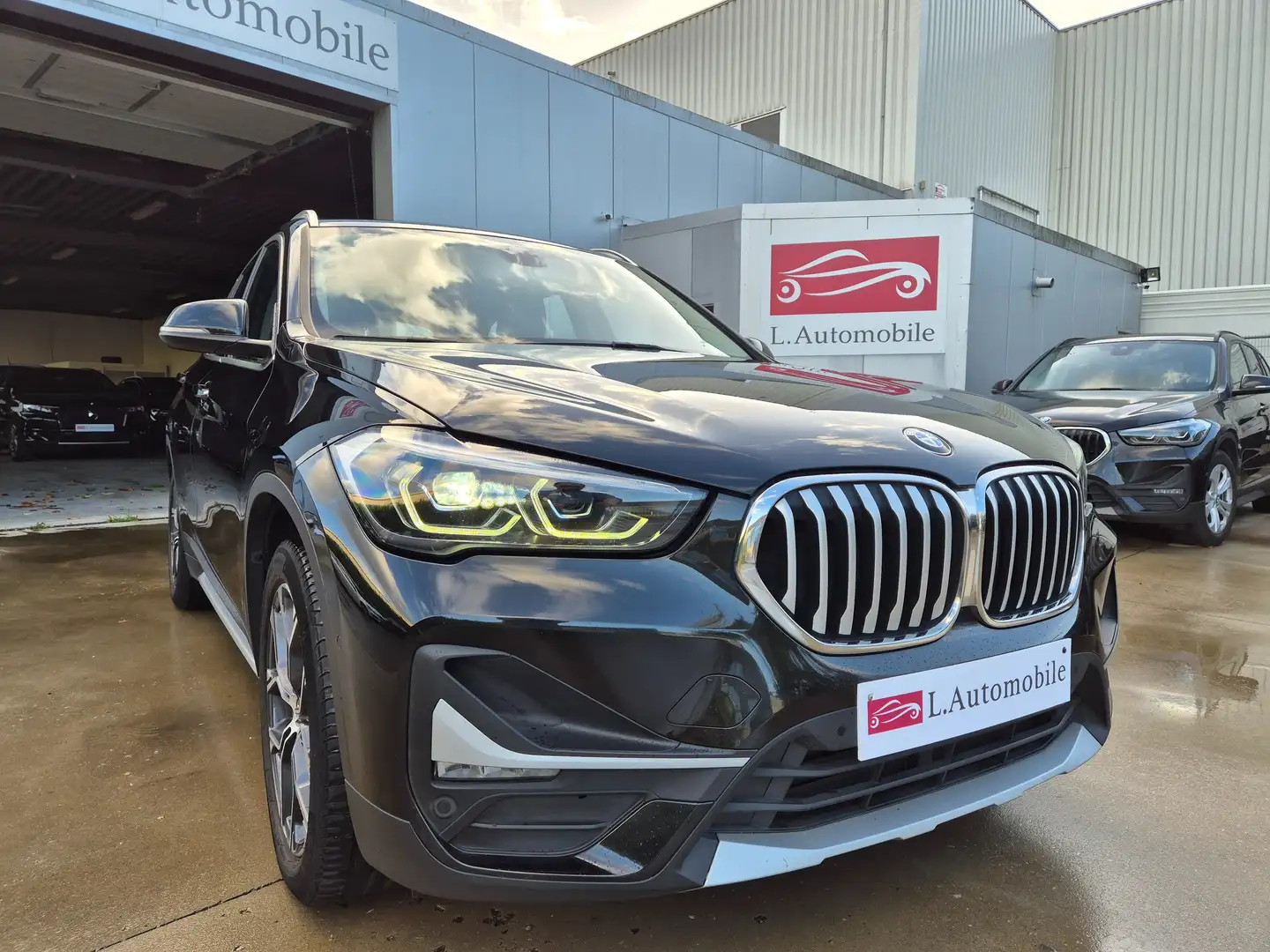 BMW X1 xDrive25e // 4WD // 220cv HYBRID // Noir - 2