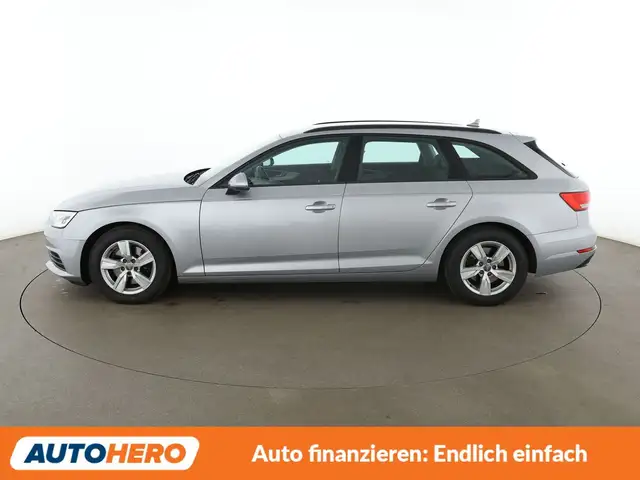 Audi A4 view 3