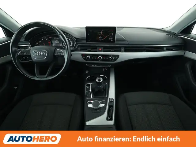 Audi A4 view 12