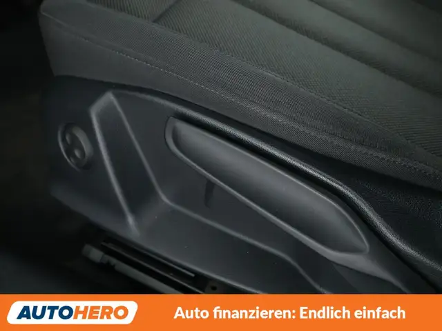 Audi A4 view 30