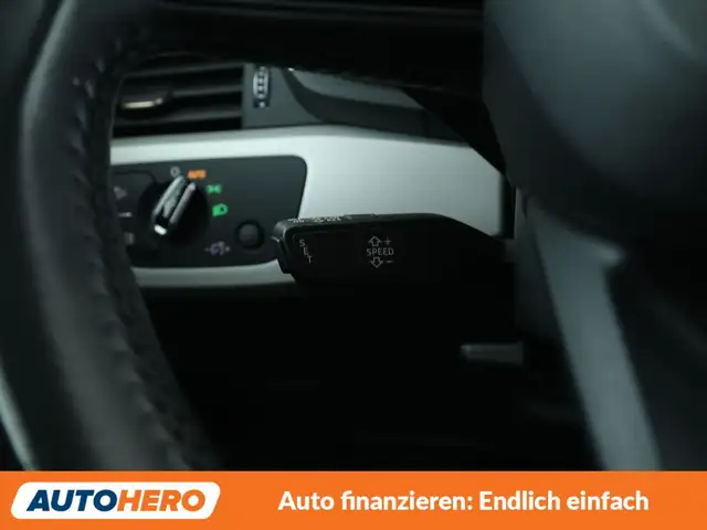 Audi A4 view 28