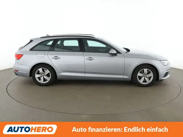 Audi A4 view 7
