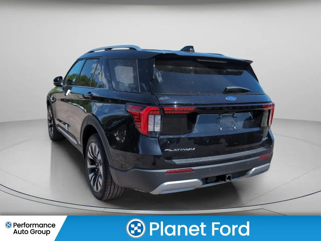 Ford Explorer снимка Ford Explorer