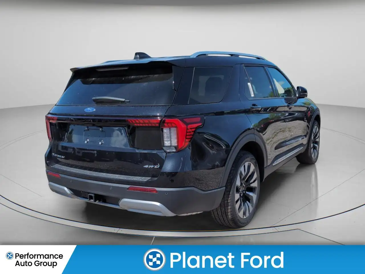 Ford Explorer снимка Ford Explorer