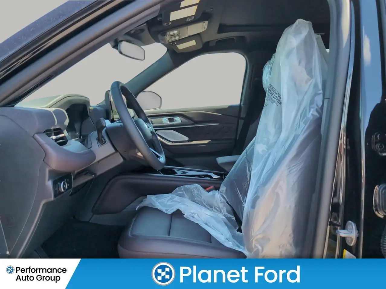 Ford Explorer снимка Ford Explorer