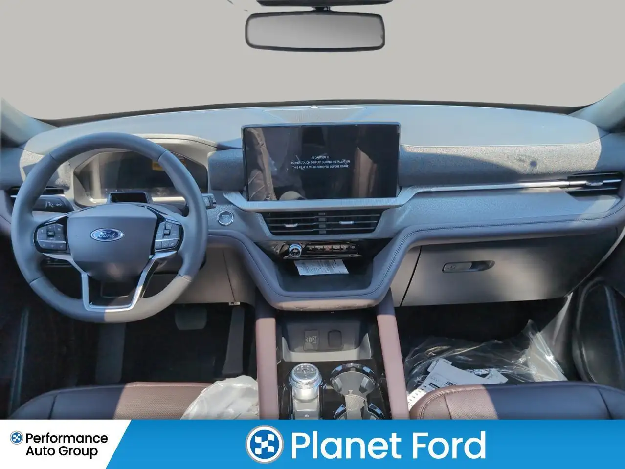 Ford Explorer снимка Ford Explorer
