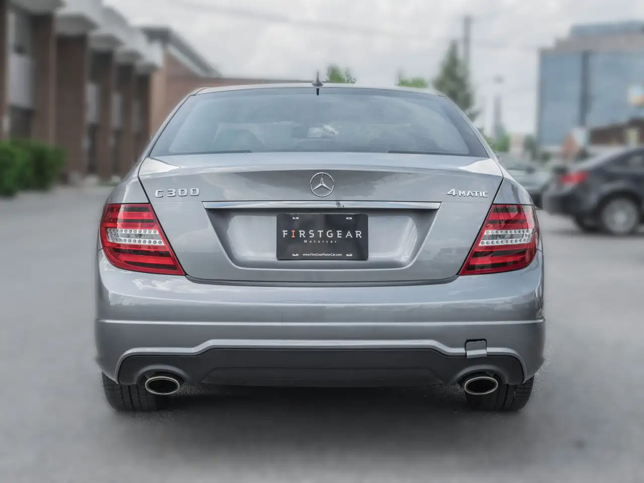 Mercedes-Benz C-Class снимка Mercedes-Benz C-Class