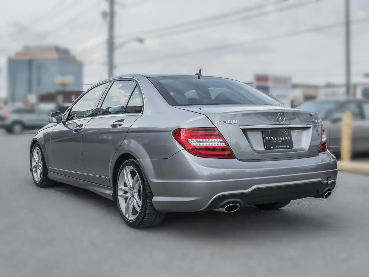 Mercedes-Benz C-Class снимка Mercedes-Benz C-Class