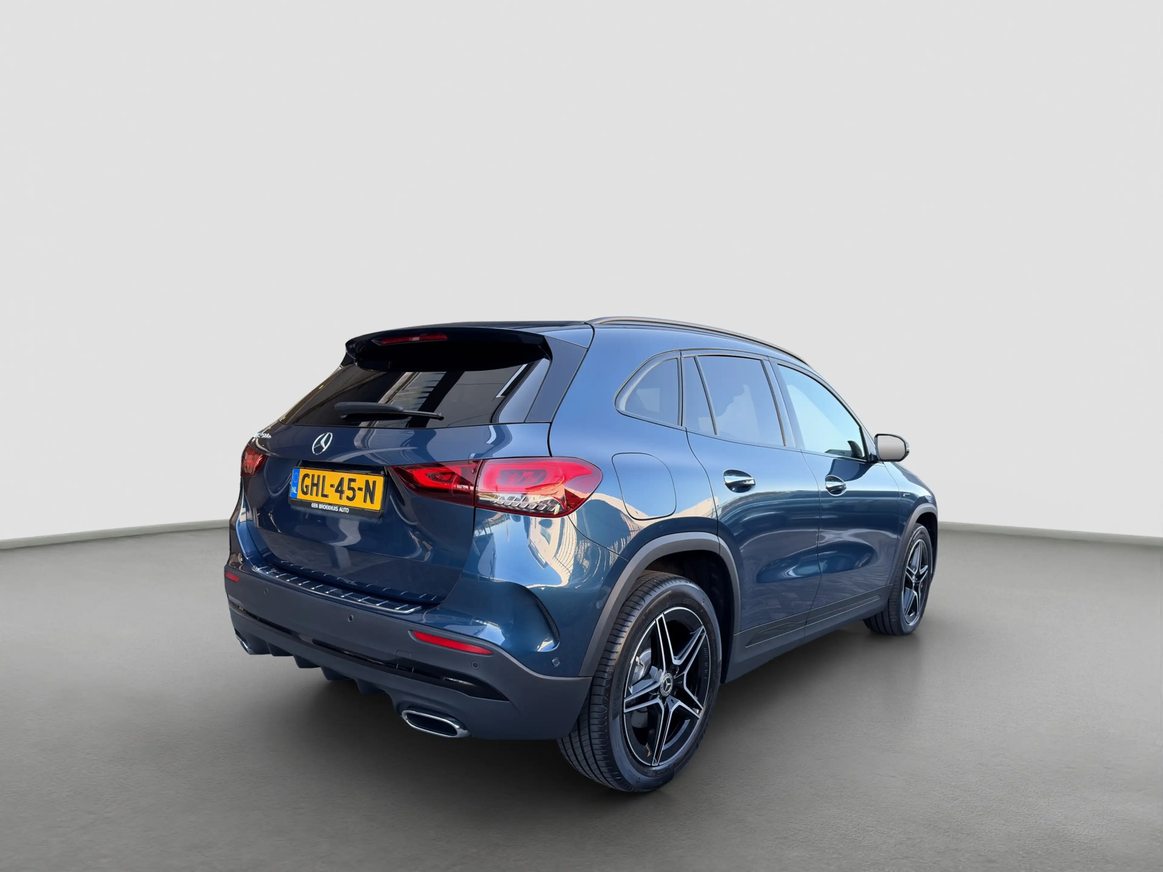 Mercedes-Benz GLA 250 250e 160pk AMG Line | Camera | 19-inch velgen | Ha — photo 6