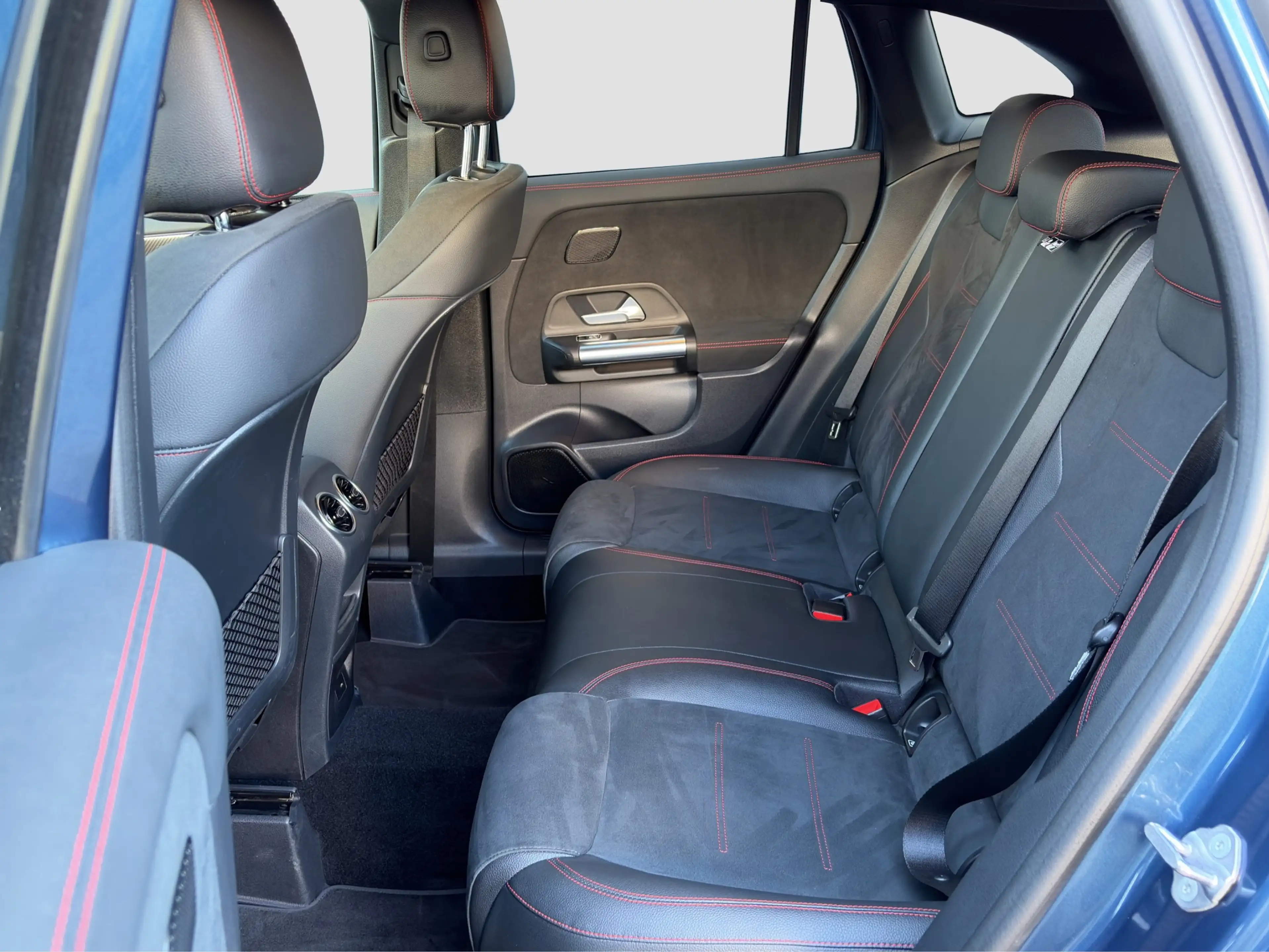 Mercedes-Benz GLA 250 250e 160pk AMG Line | Camera | 19-inch velgen | Ha — photo 12