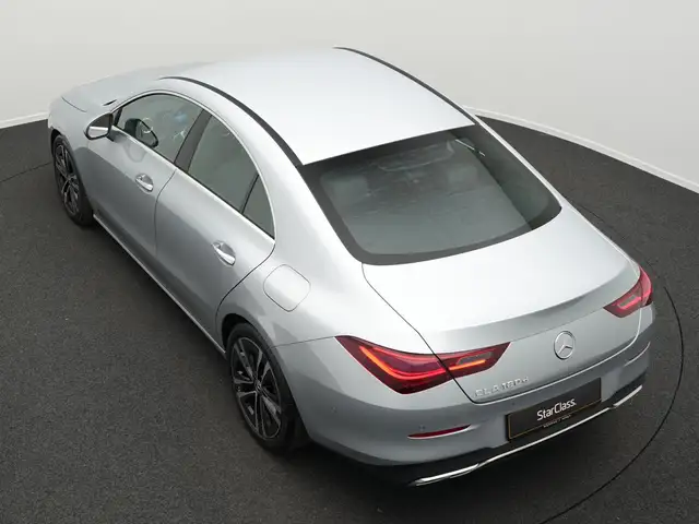 Mercedes-Benz Cla view 13