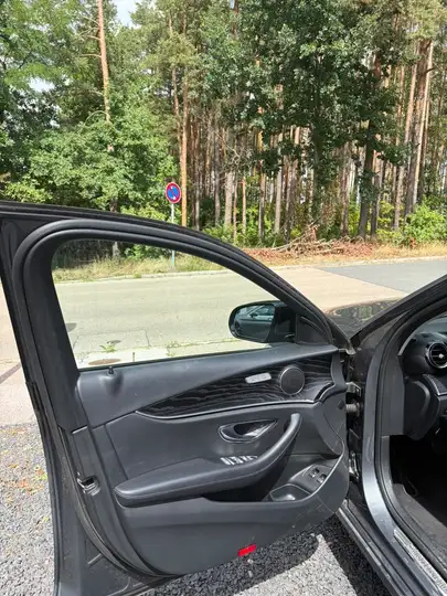 Mercedes-Benz E 50 AMG E 200 (213.242) – Foto 3