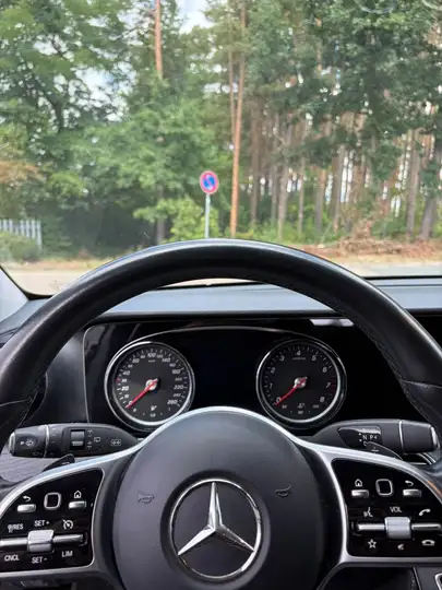 Mercedes-Benz E 50 AMG E 200 (213.242) – Foto 8