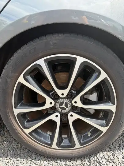 Mercedes-Benz E 50 AMG E 200 (213.242) – Foto 7
