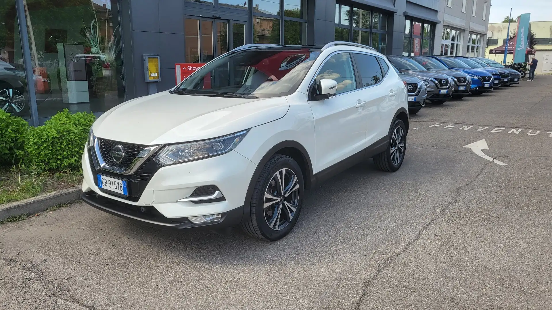 Nissan Qashqai 1.3 dig-t N-Connecta 140cv Blanc - 1