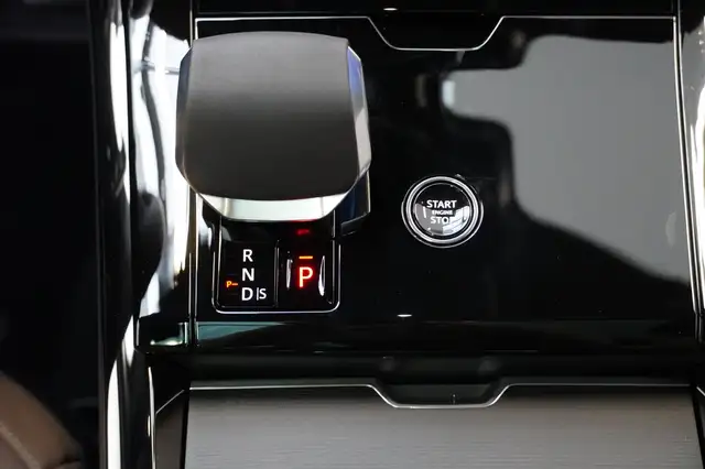 Land Rover Range Rover Sport P550e 3.0 PHEV Autobiography Ansicht 35