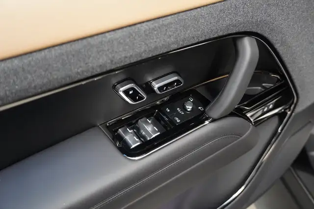 Land Rover Range Rover Sport P550e 3.0 PHEV Autobiography Ansicht 12