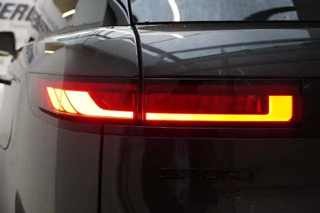 Land Rover Range Rover Sport P550e 3.0 PHEV Autobiography Ansicht 7